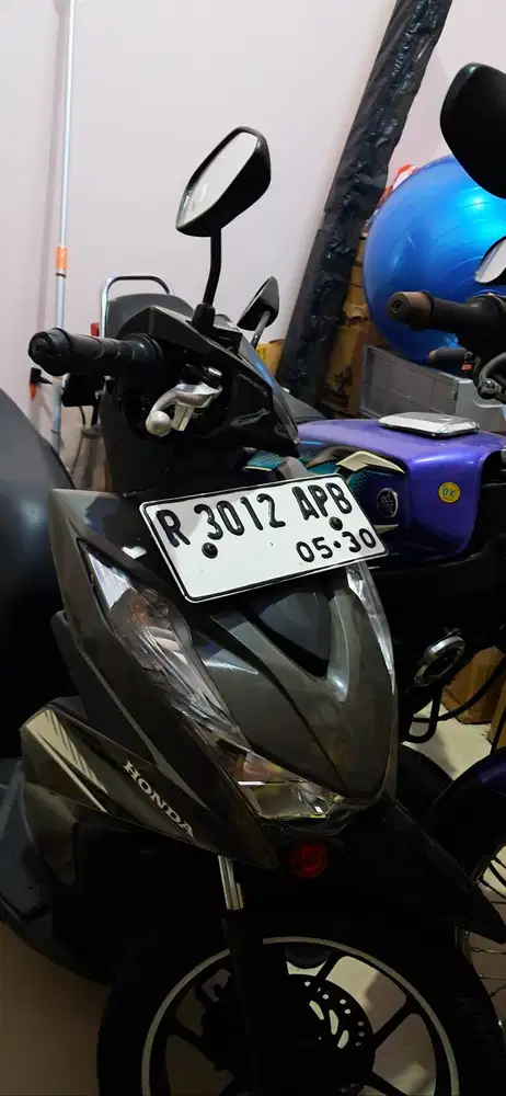 Honda Beat all new 2023 silver hitam