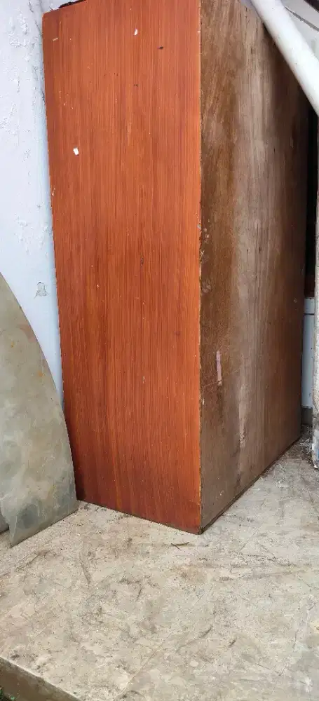 Dijual spring bed merk Bella free lemari penyimpan baju