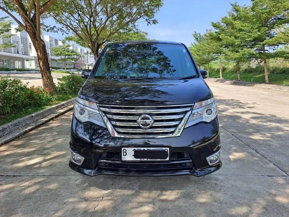 [ DP 20 ] Nissan serena 2.0 HWS Highway Star AT Hitam NIK 2015 2016