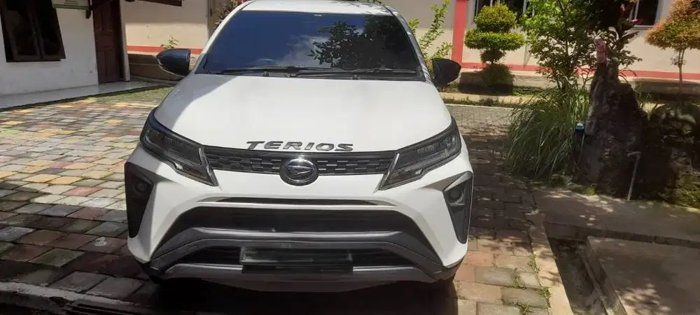 dijual terios tipe x MT tahun 22