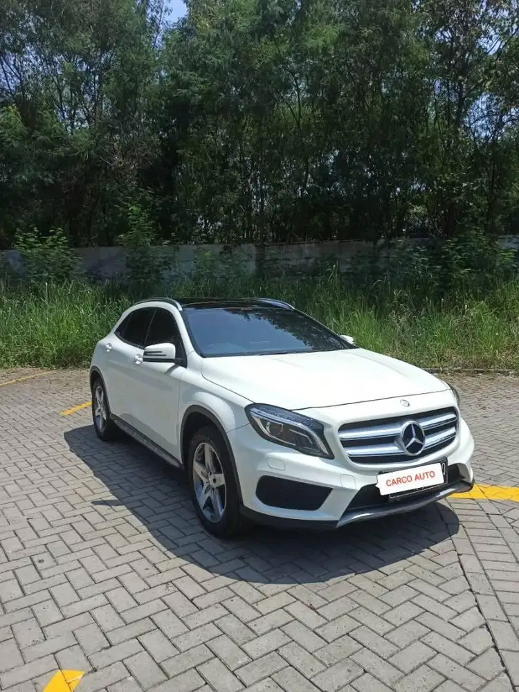 Mercedes Benz GLA200 AMG 2016 Putih Record