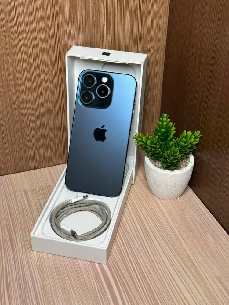 iPhone 15 Pro 128GB Blue Titanium Like New