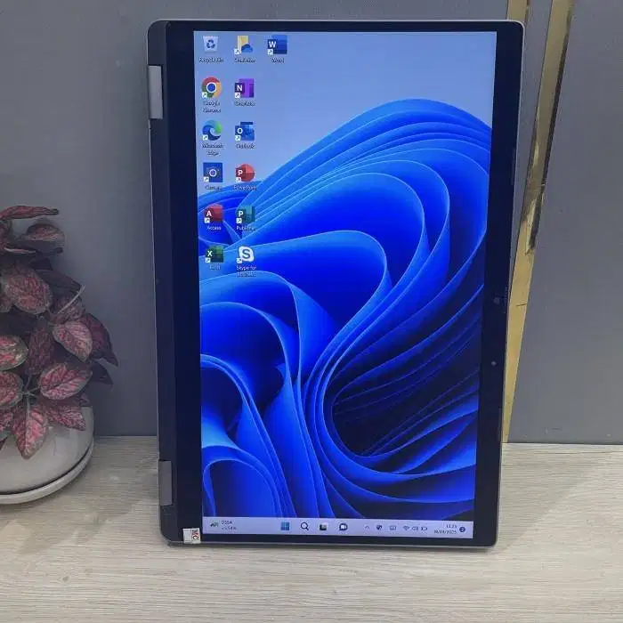 laptop dell latitude 5320 2in1 intel core i5 gen 11 bergaransi DL-ETM