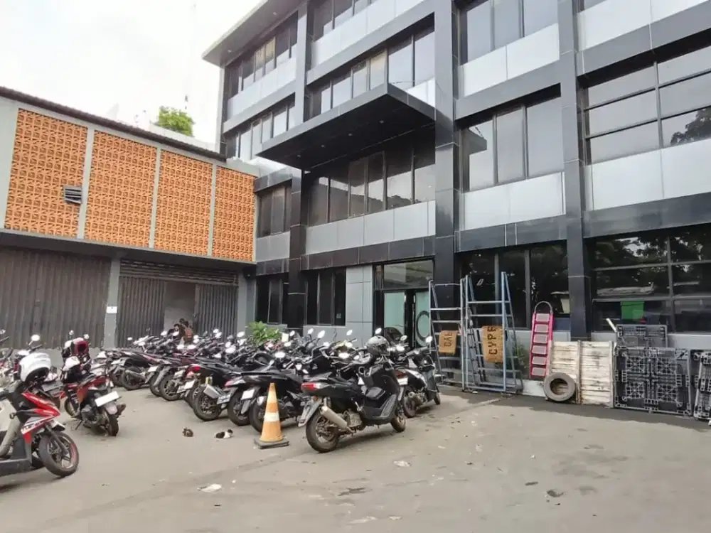Dijual/Disewakan Gudang + Kantor 5 Lantai Di Sunter Agung Jakarta Utara