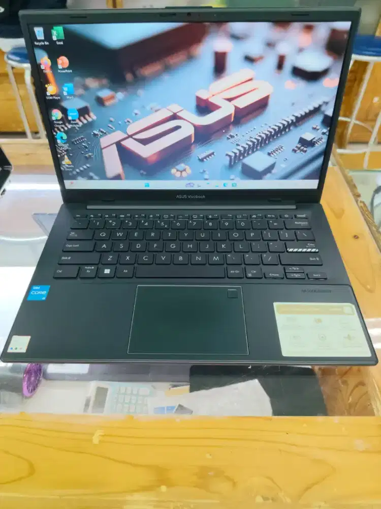 Laptop ASUS i3 N305 Gen 13 RAM 8GB SSD 256GB Mulus Like New