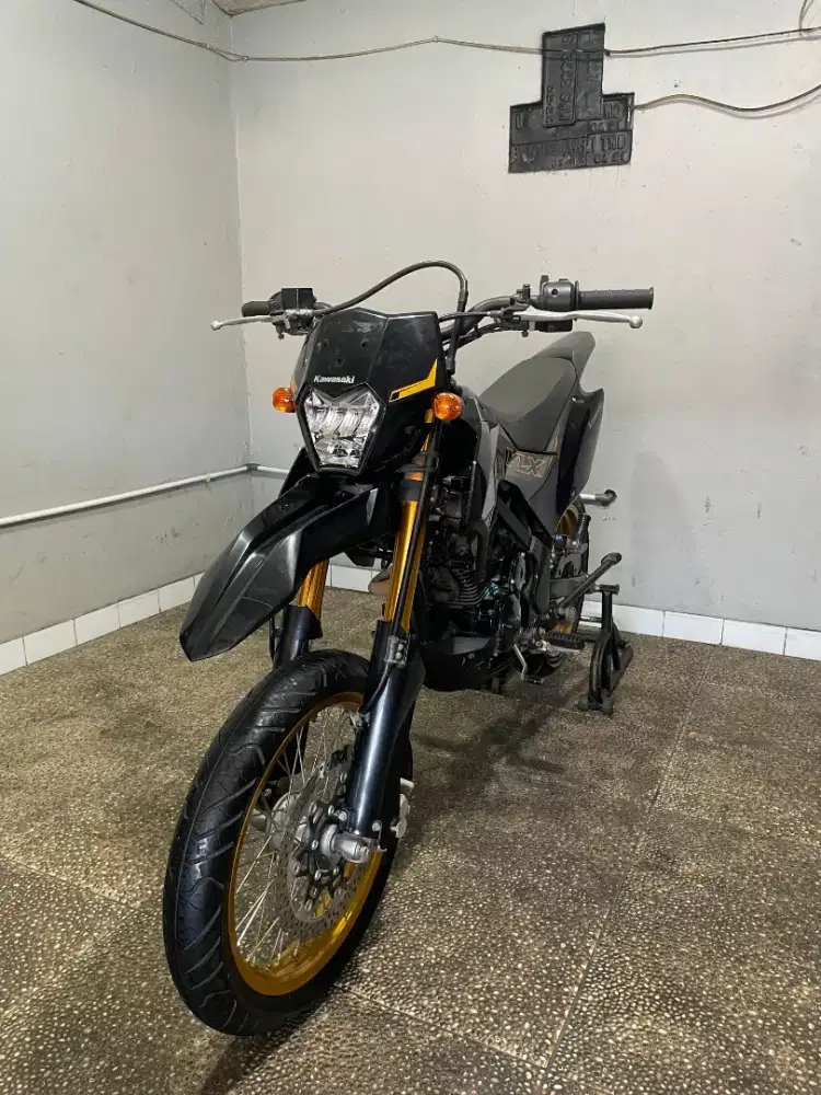 KAWASAKI KLX 150 SM 2024