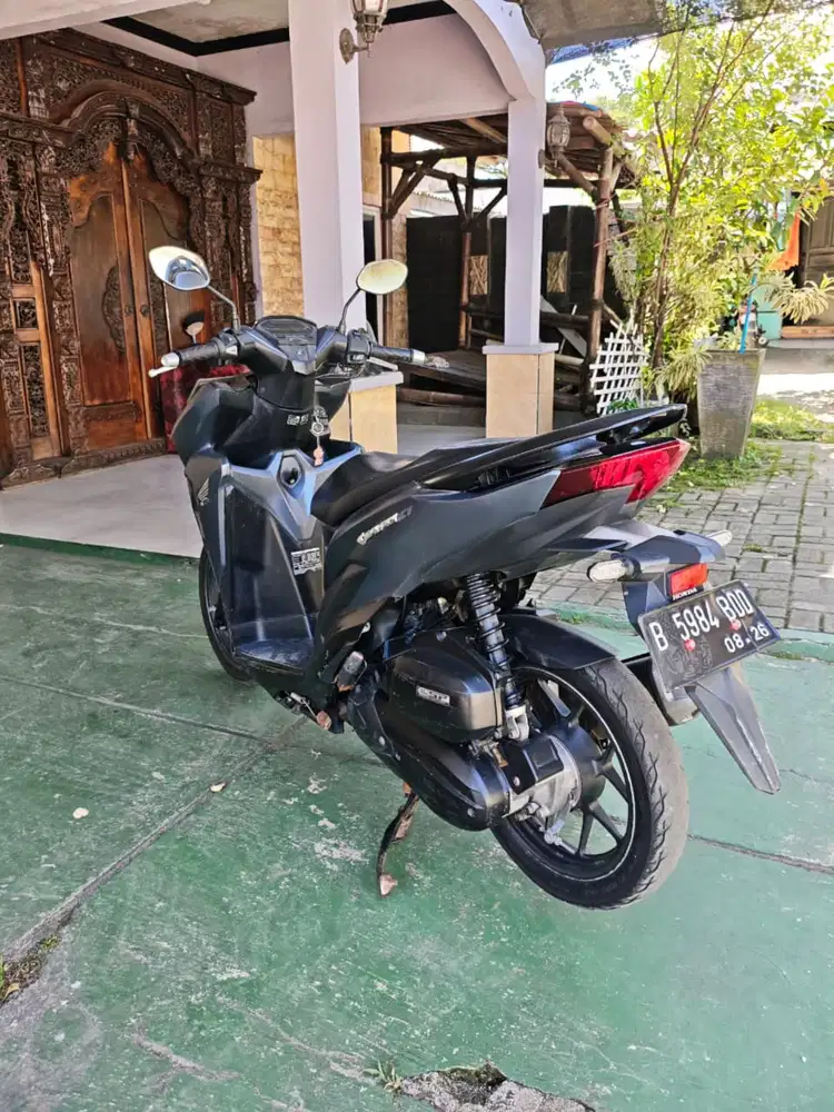 •Honda Vario New 125cc