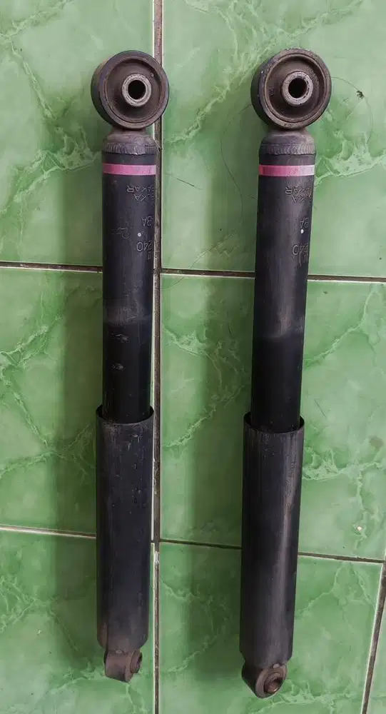 Shockbreaker Belakang Avanza 2019