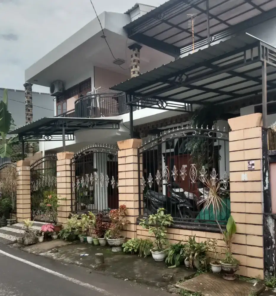 Rumah 2 lantai di Hertasning, 6 Kamar,  bisa  jadi hunian/kos kosan