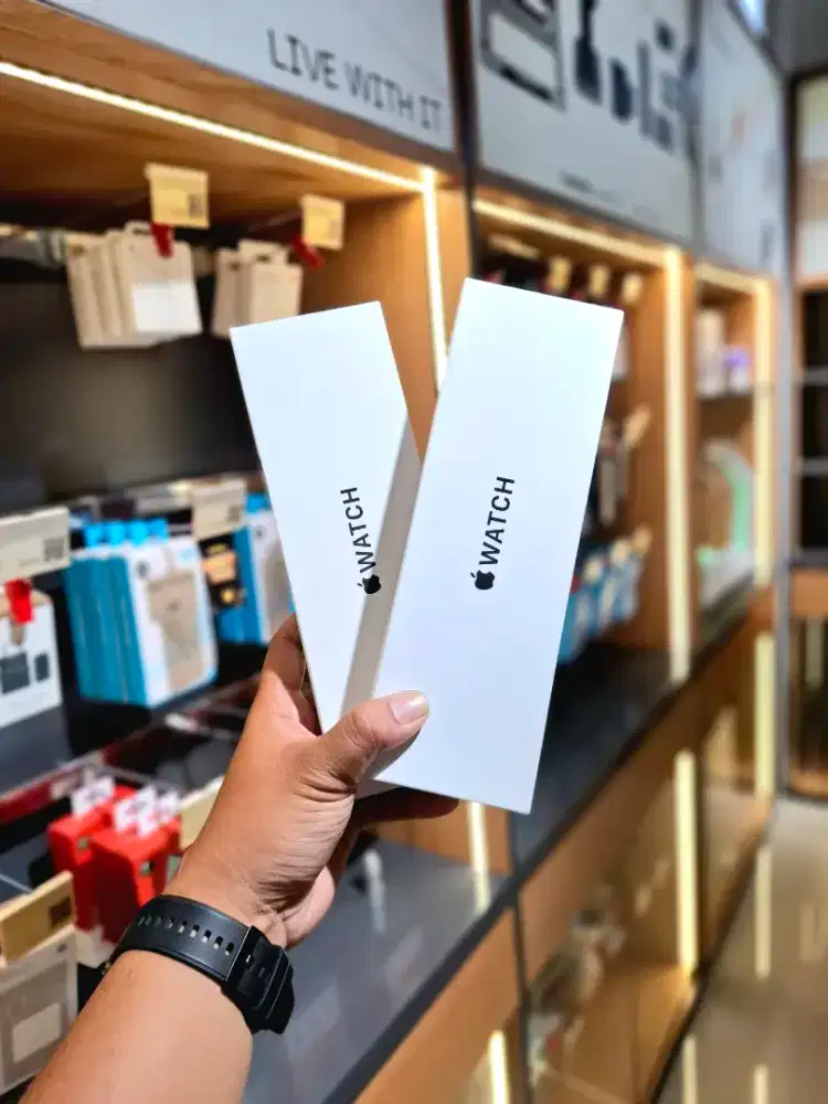 Apple Watch SE 3 Midnight Aluminium - Garansi Resmi iBox