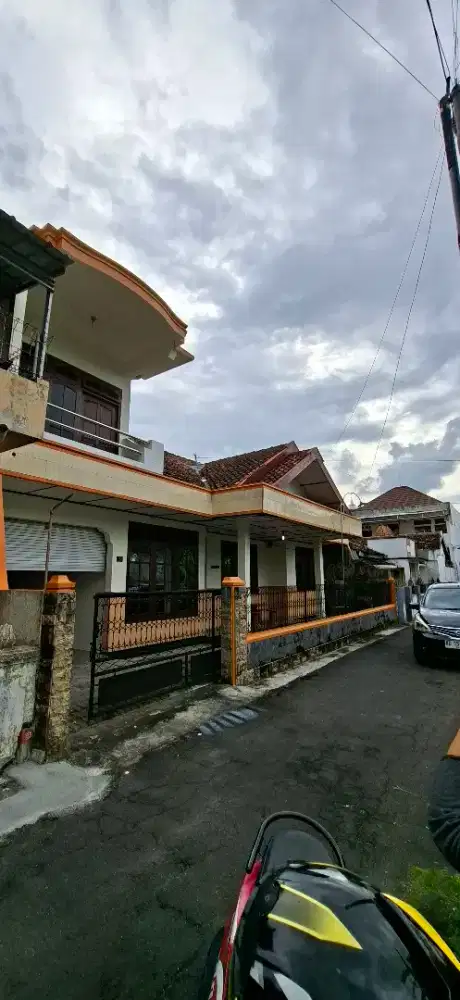 Disewakan rumah dalam kota klaten