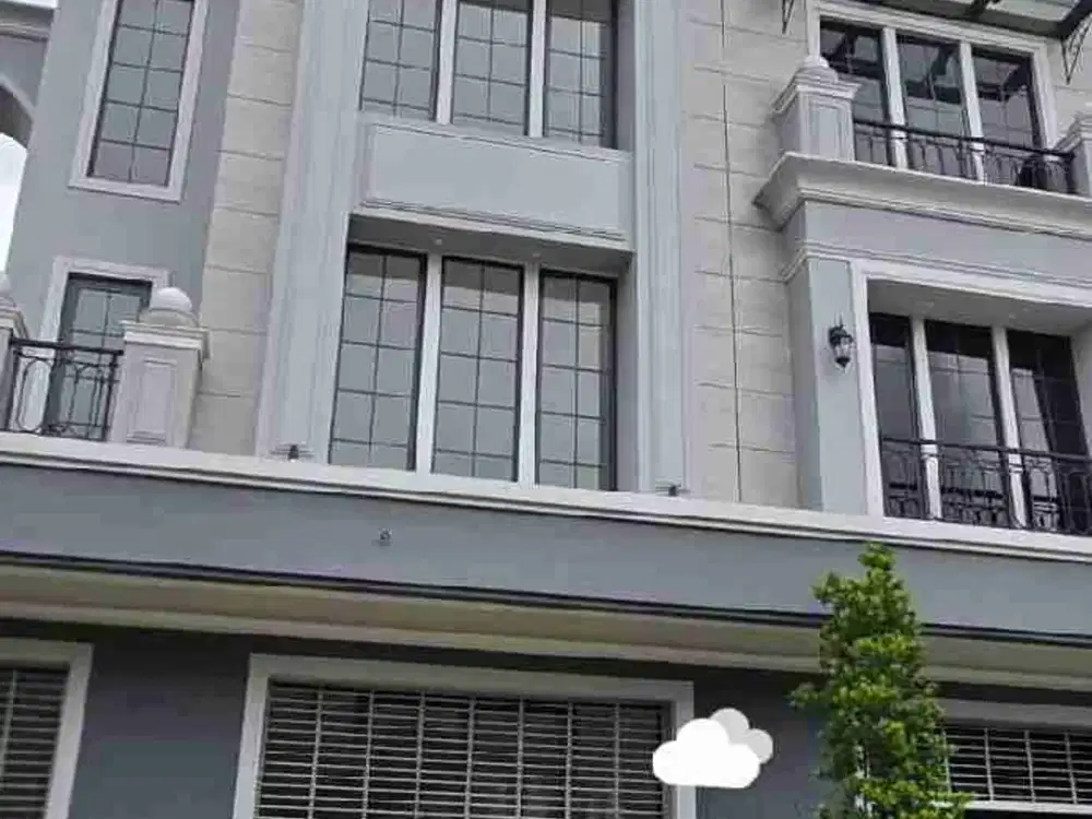 Disewa ruko 4 lantai di Klender Duren Sawit Jakarta Timur