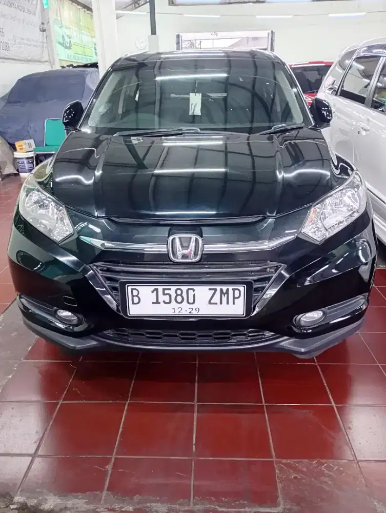 Honda HRV 1.5 E CVT 2017 Hitam