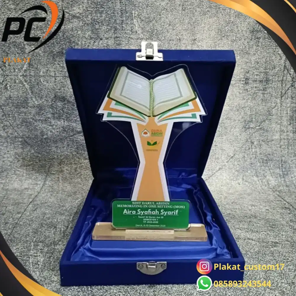 Plakat Akrilik Custom | Plakat Wisuda | Plakat Penghargaan