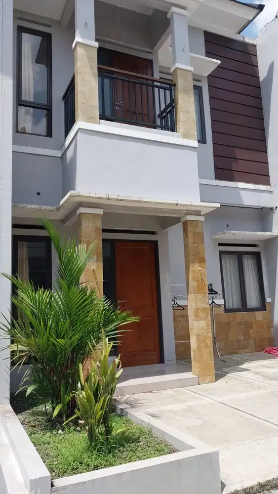 Dijual Rumah Asri 2 lantai strategis dan siap huni di pamulang