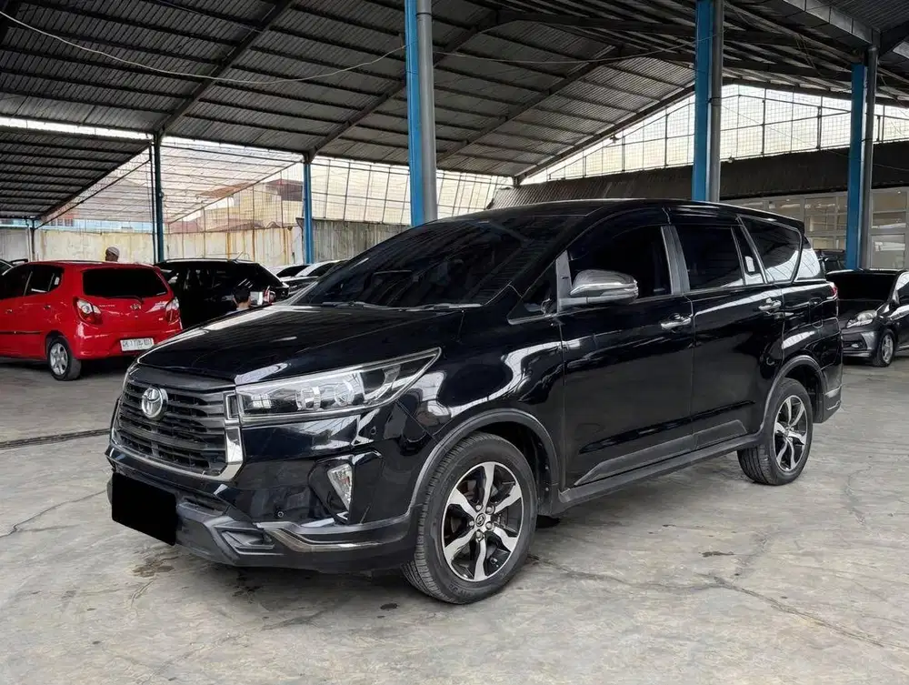 (New Model) Toyota Innova 2.4 Venturer Diesel AT Matic 2020