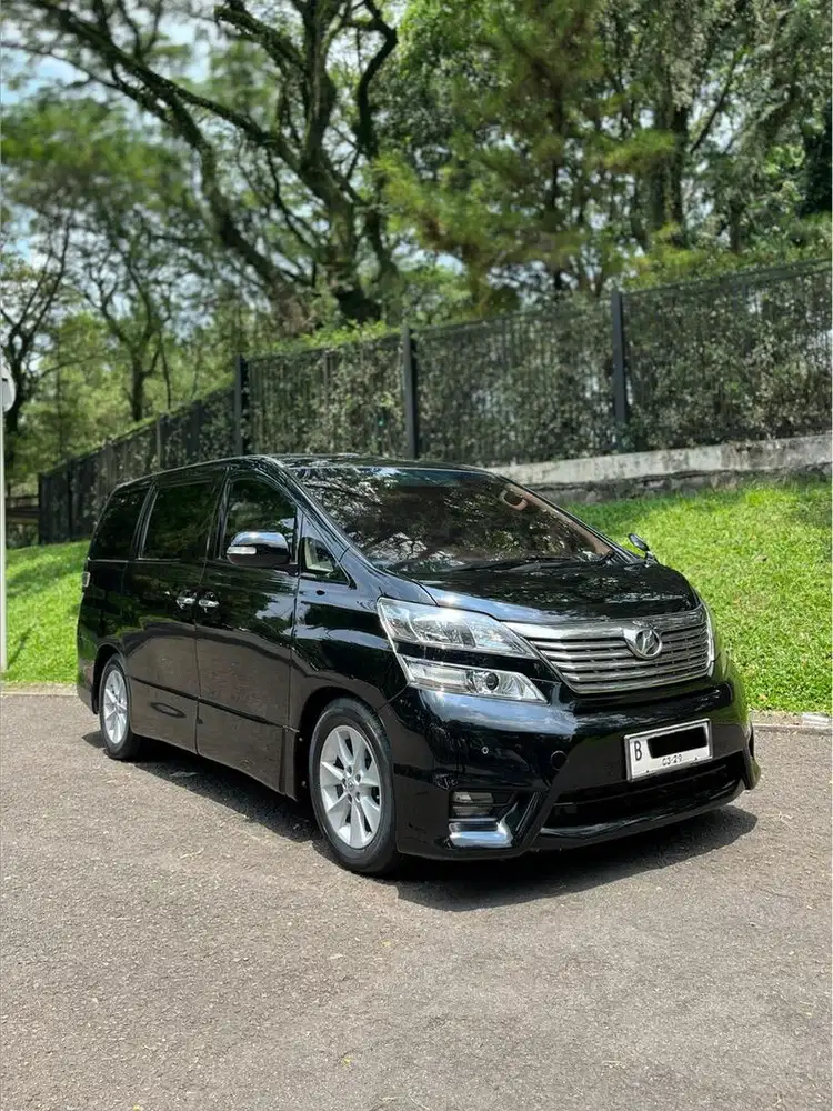 Toyota Vellfire 2.4 Z Audioless 2011