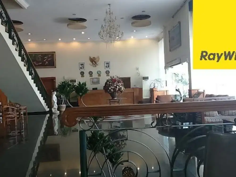Hotel Hook Dijual Dijalan Genteng Surabaya Pusat