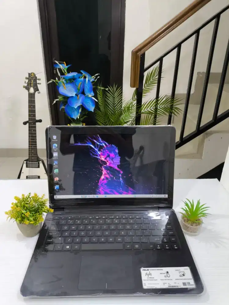 Laptop Asus Viviboik E14 SSD 256Gb Body SLIM Like NEW