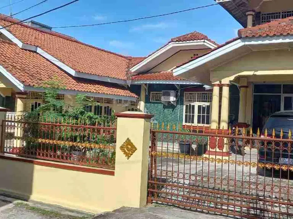 rumah mewah bisa buat kantor atau usaha pinggir jalan surat SHM