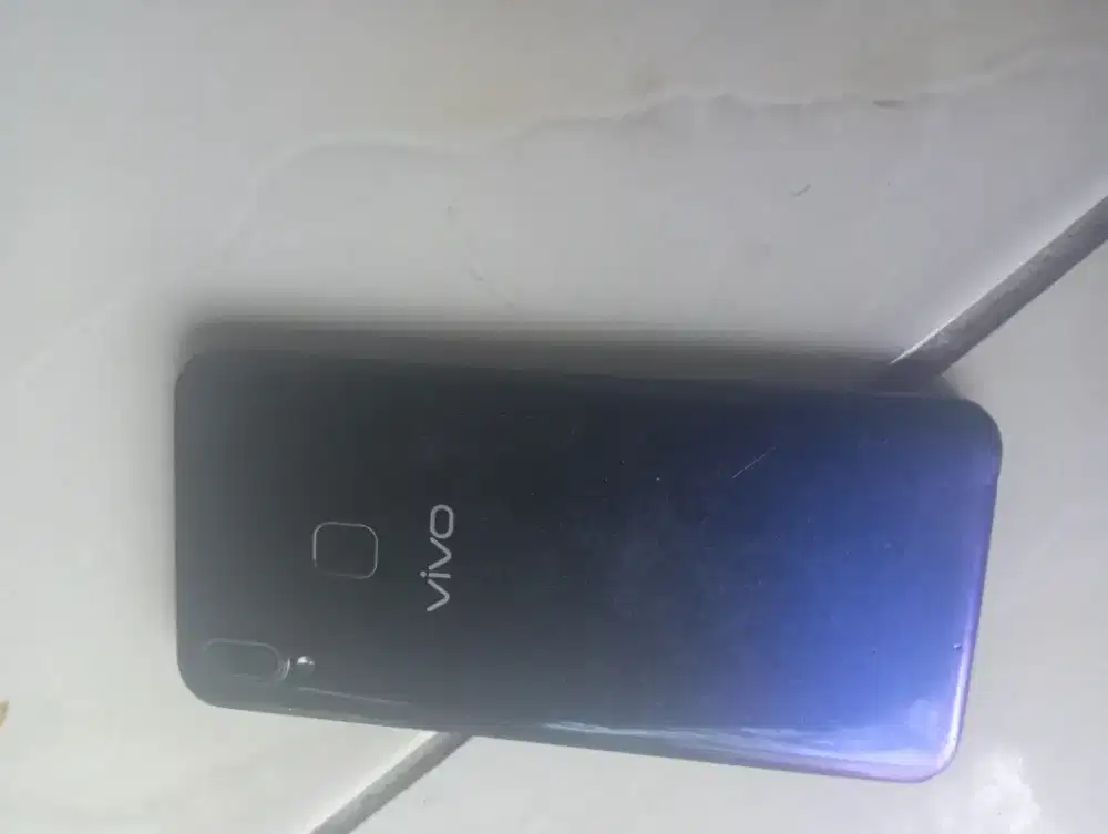 vivo y93 matot lcd pecah