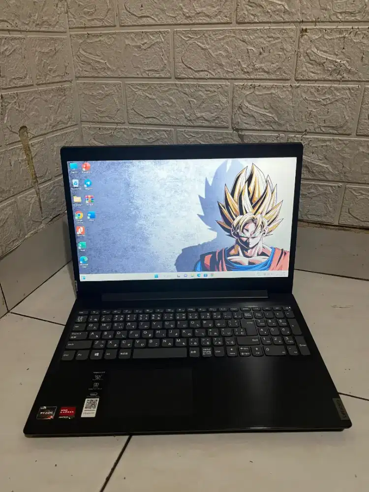 Dijual Lenovo ideapad L340-15api Amd ryzen 3 ( ram 8/ ssd 256 gb )