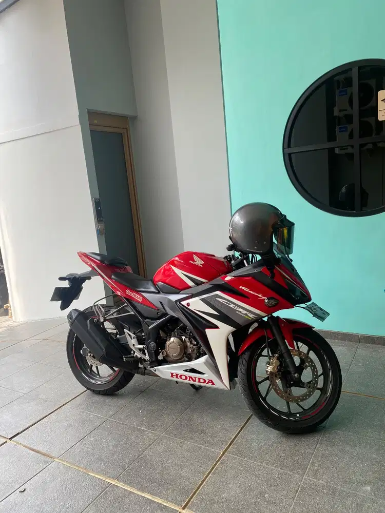 Honda CBR 150R Tahun 2016