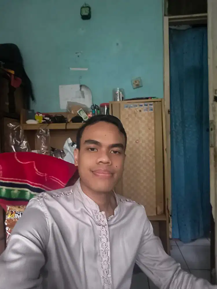 Mencari pekerjaan untuk saya sendiri.