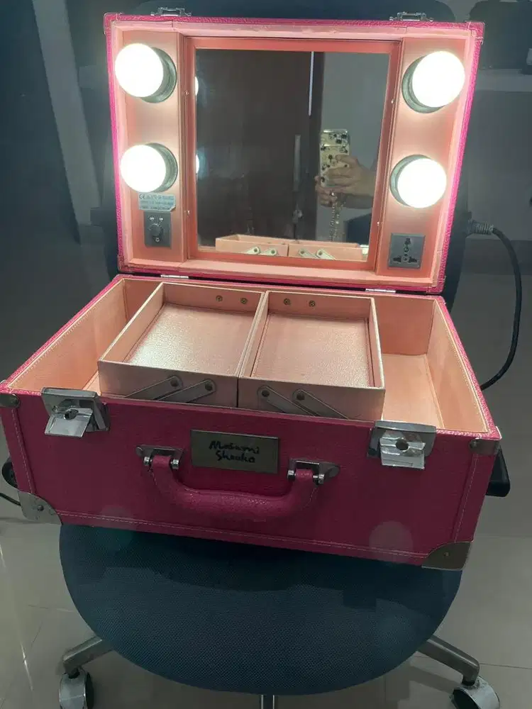 PRELOVED BEAUTYCASE MASAMI SHAUKO