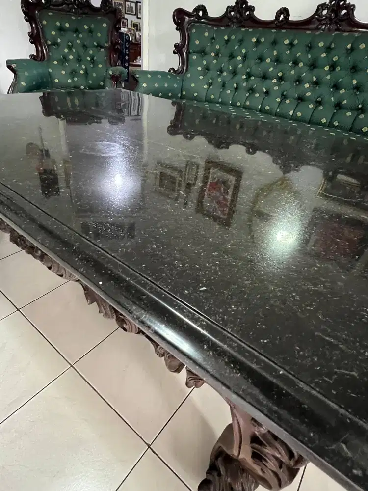 Meja Ruang Tamu Marmer Hitam Asli - Kaki Ukiran Kayu Mewah