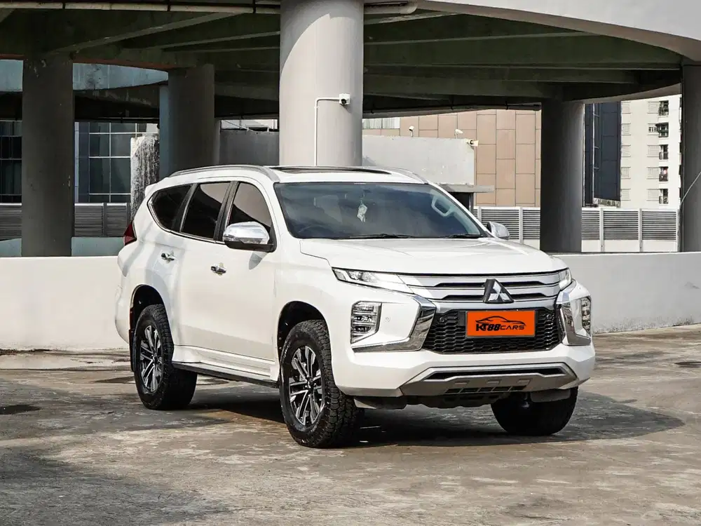 Pajero Sport Dakar 2.4 AT Putih 2021