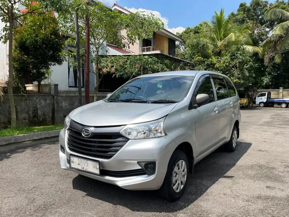 Xenia 1.0 D 2016 Manual / Nopol R