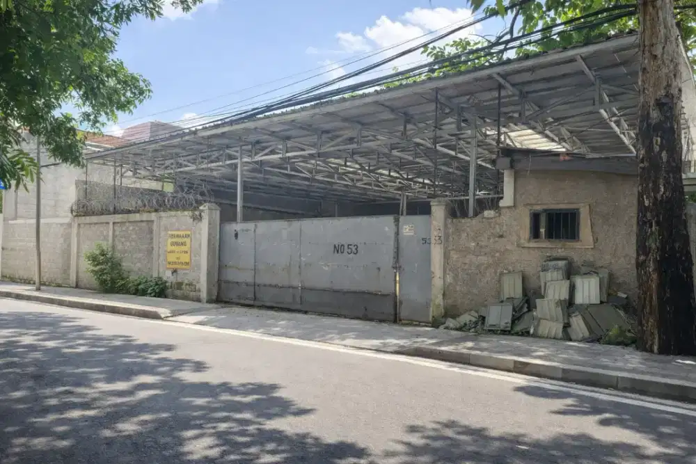 sewa Gudang workshop 372m2 jl Pasirluyu timur no 53 fee 5 %, sayap BKR