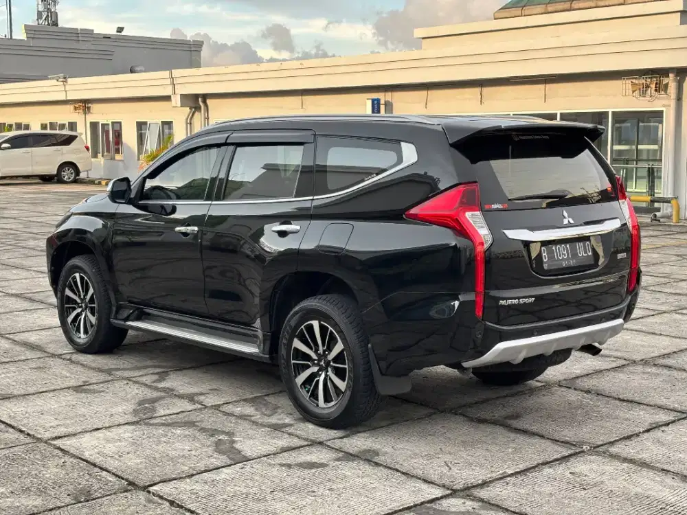 Pajero Sport Dakar 4x2 2016 AT