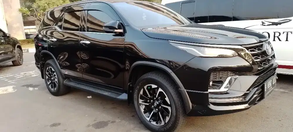 Rental Mobil Berbagai Jenis