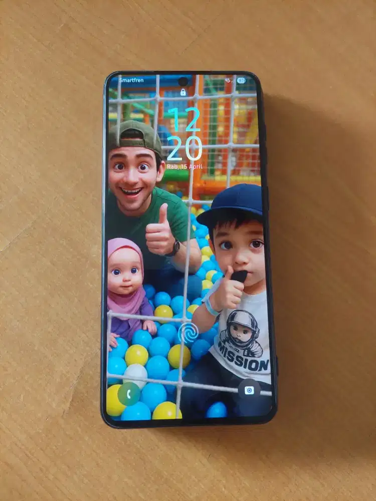 Samsung s21 plus 8/256 inter