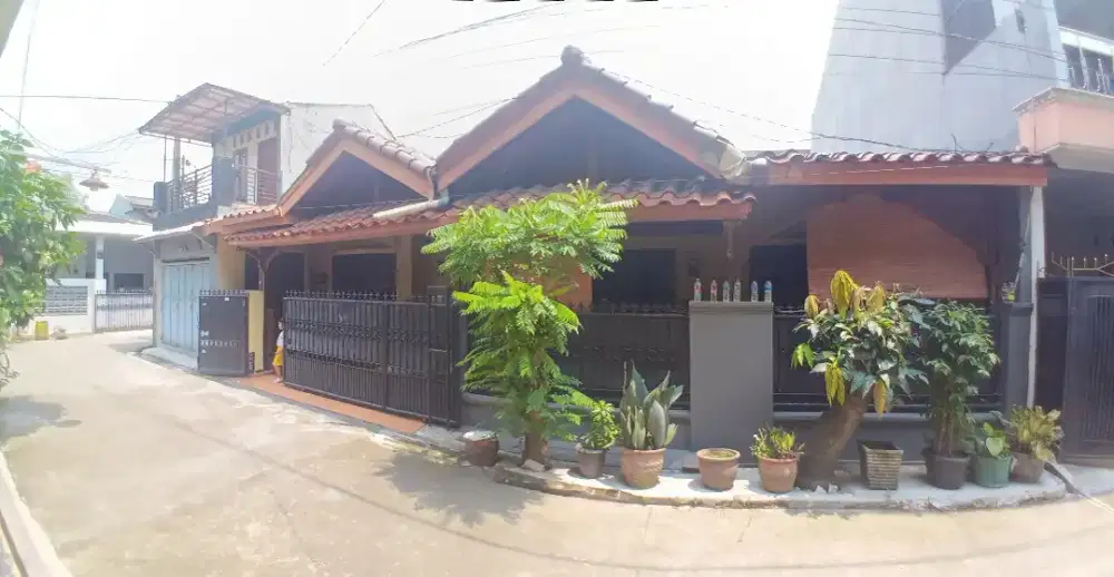 DIJUAL RUMAH STRATEGIS DAN BEBAS BANJIR, TAMAN WISMA ASRI 1,