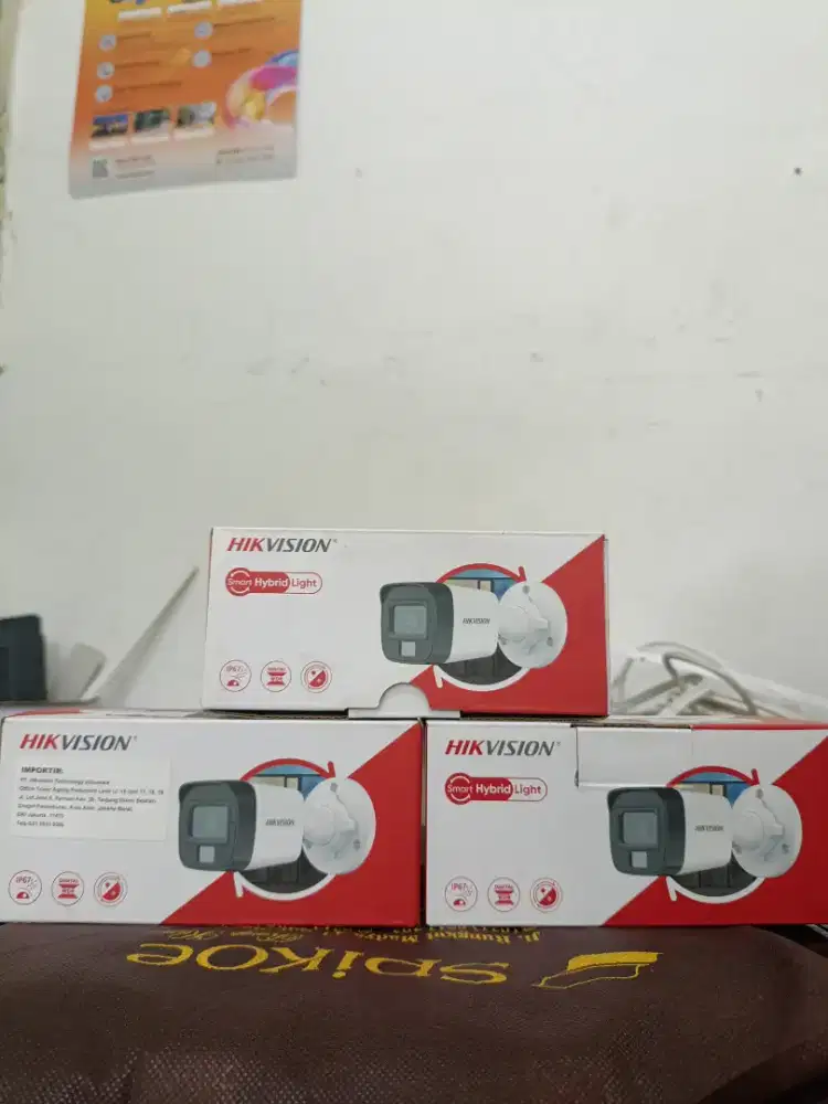 Tersedia berbagai paket Cctv tentunya murah meriah, lengkap.