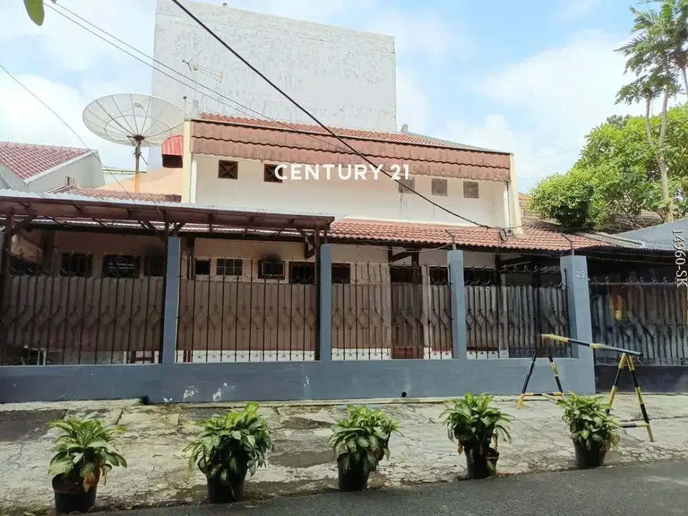 Dijual rumah hitung tanah di kebayoran baru jakarta selatan