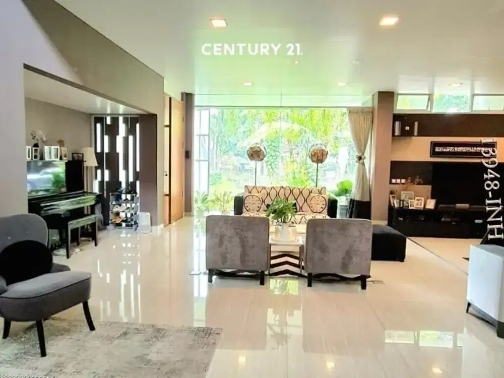 Rumah mewah cantik semi furnish depan taman dijual di Bintaro Sektor 9