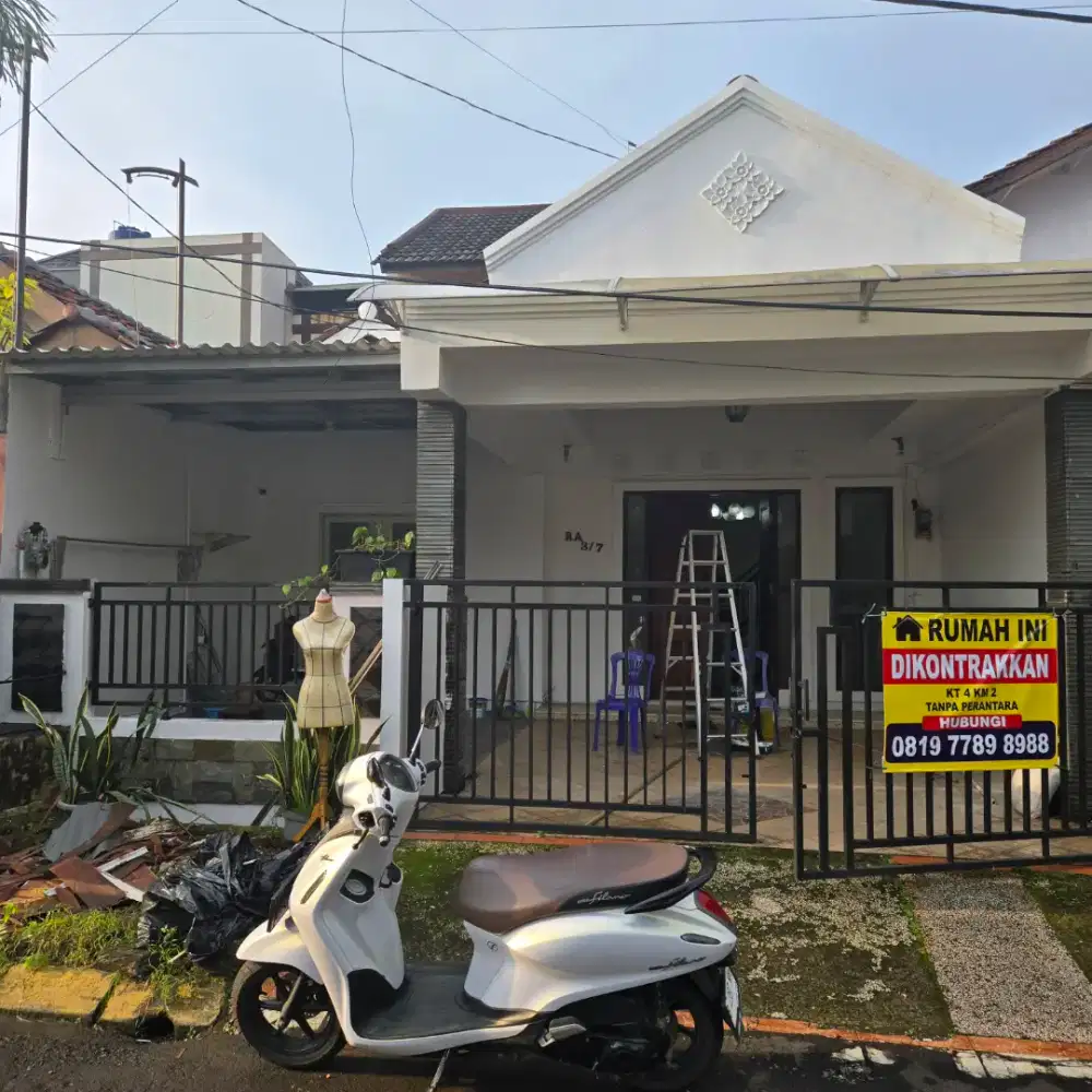 Di Kontrakan, Dahlia Loka