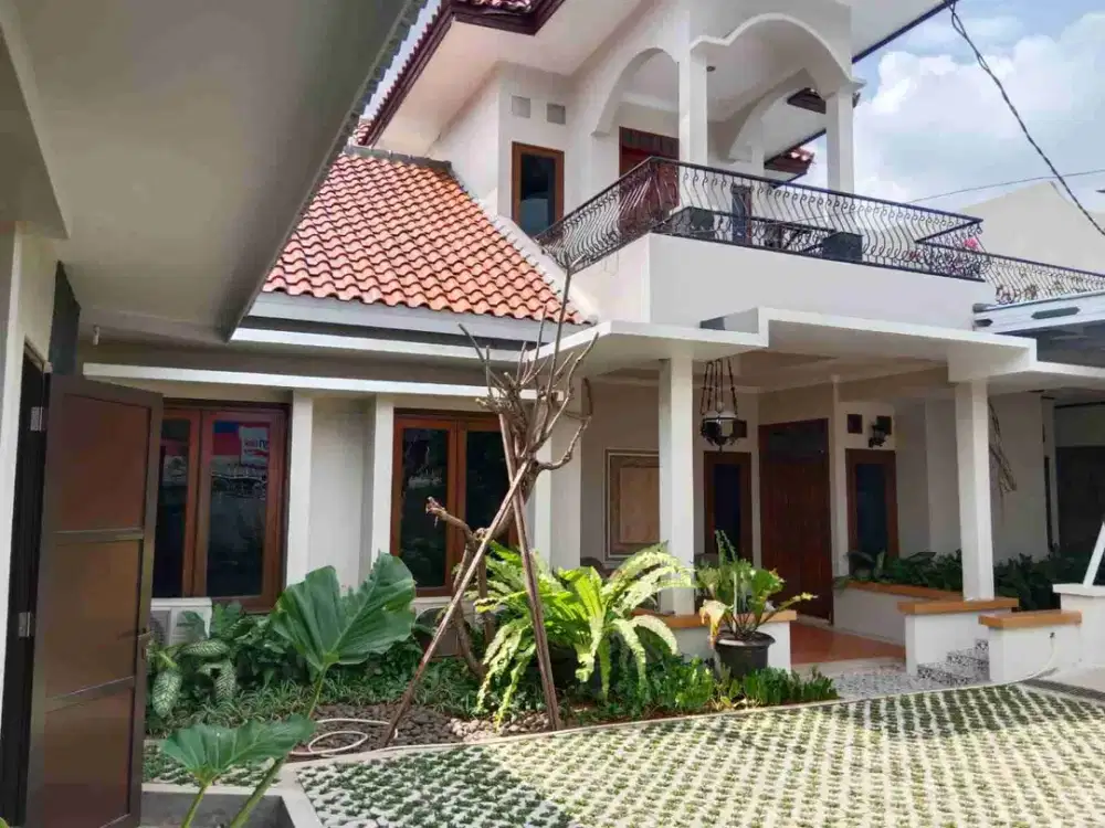 Rumah deket Binus kemanggisan Jakarta Barat