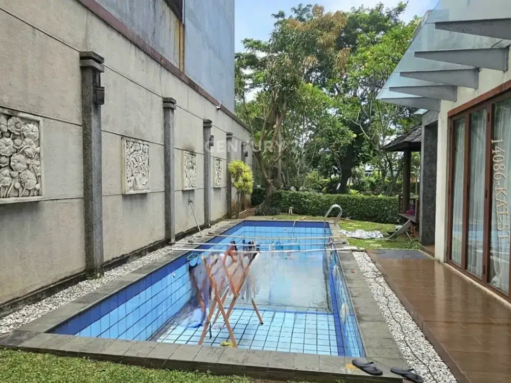 Dijual rumah posisi hook & dekat taman di Kebayoran Bintaro
