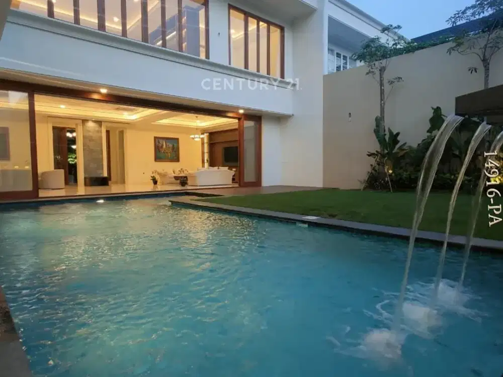 Dijual Rumah mewah Baru Full Furnished di Kemang ,Jaksel