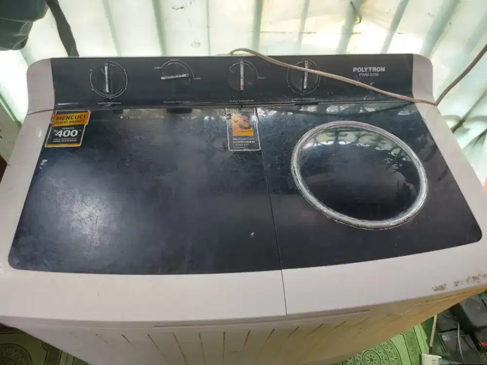Mesin cuci Polytron 9kg