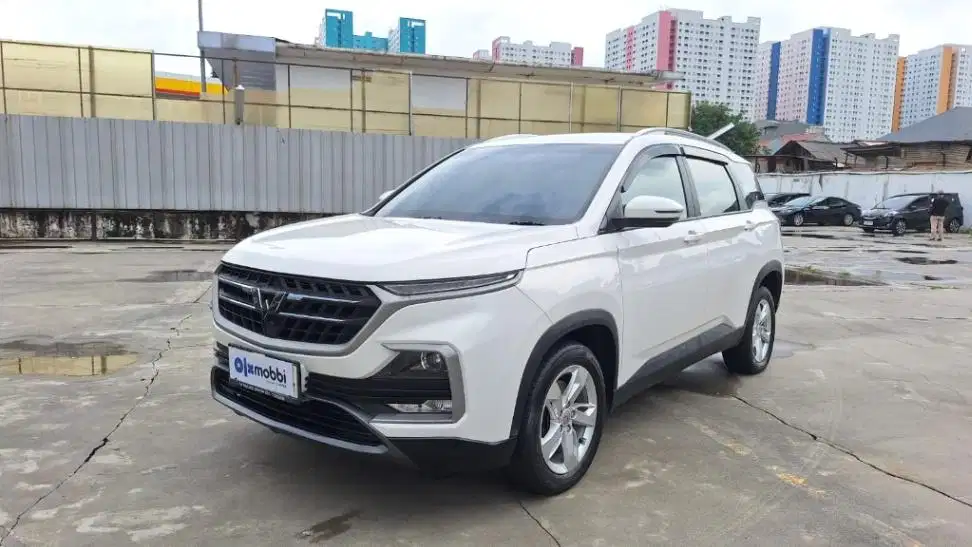 DP MURAH - Wuling Almaz 1.5 Smart Enjoy 7-Seater Bensin-AT 2019 Putih