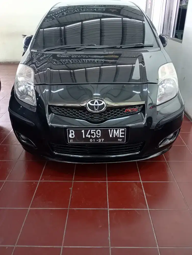 Toyota Yaris 1.5 J MT 2010 Hitam