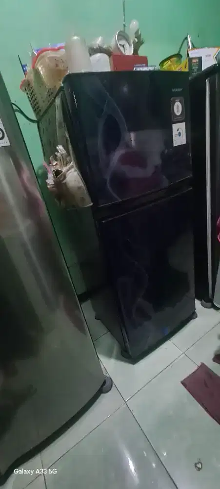 Kulkas sharp 2pintu