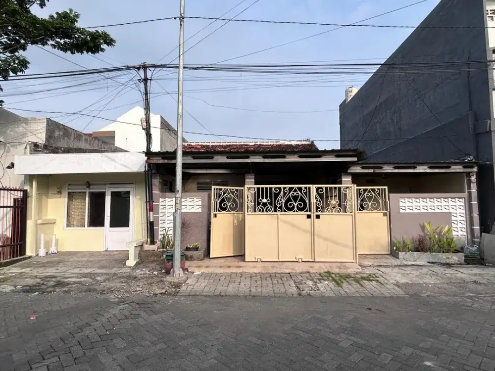 JUAL CEPAT Rumah di Jalan Ikan Trowani Krembangan Surabaya Utara