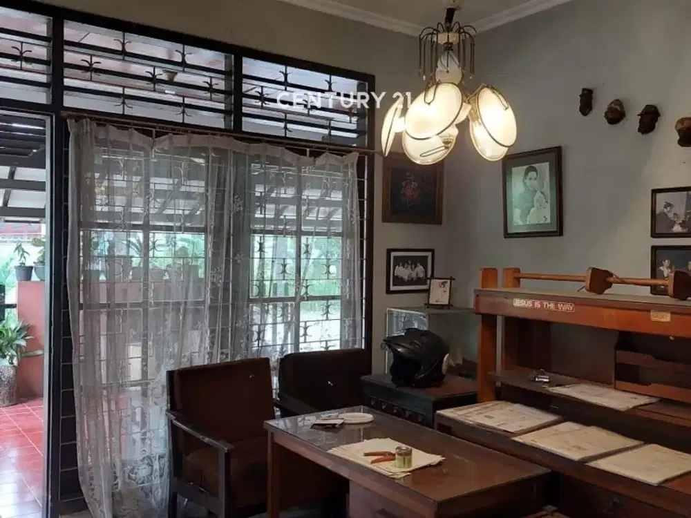 Dijual rumah hook akses jalan boulevard sektor 1 bintaro jaya